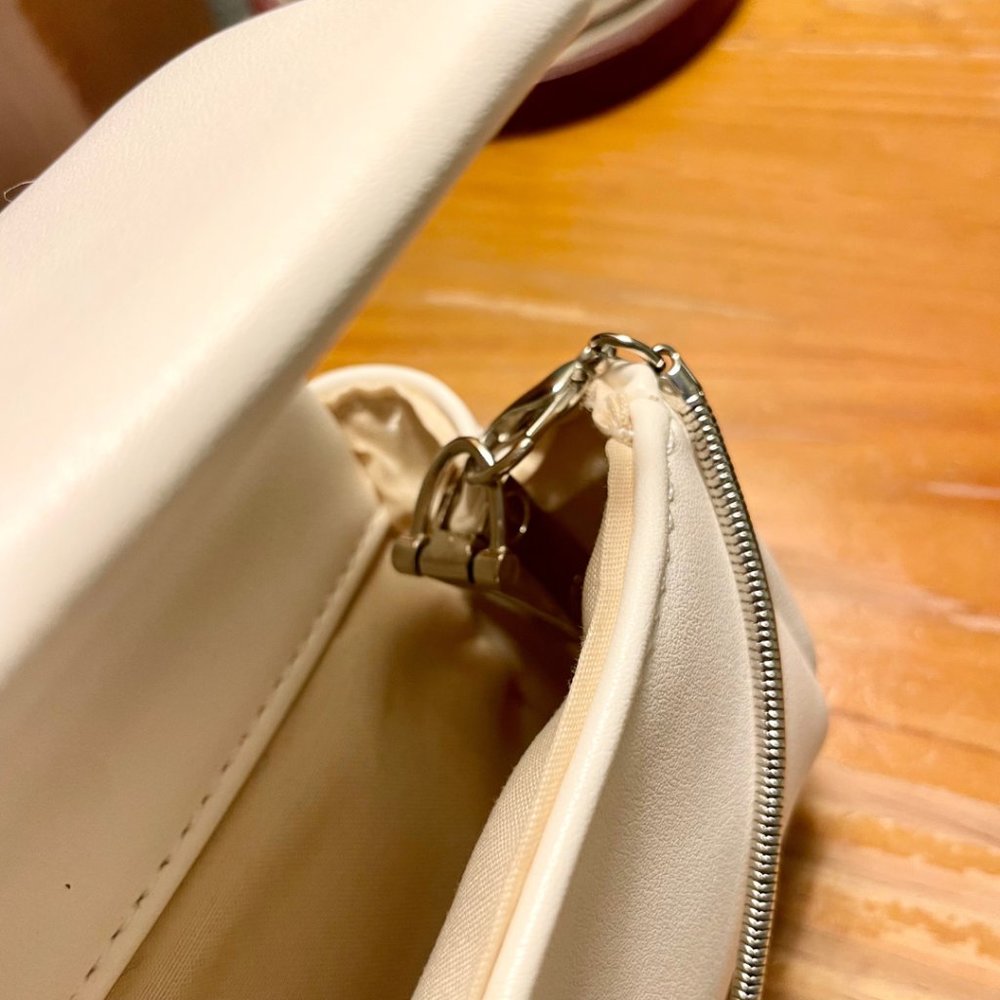White Modern Clutch w/ Chic Chrome Closure - Picture 7 of 7